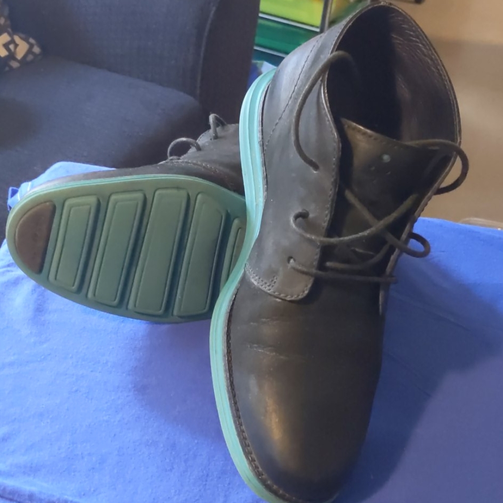 Chukka boots